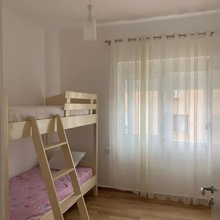 Apartment Properhome Sarandë