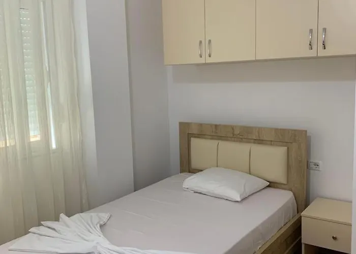 Properhome * Sarandë